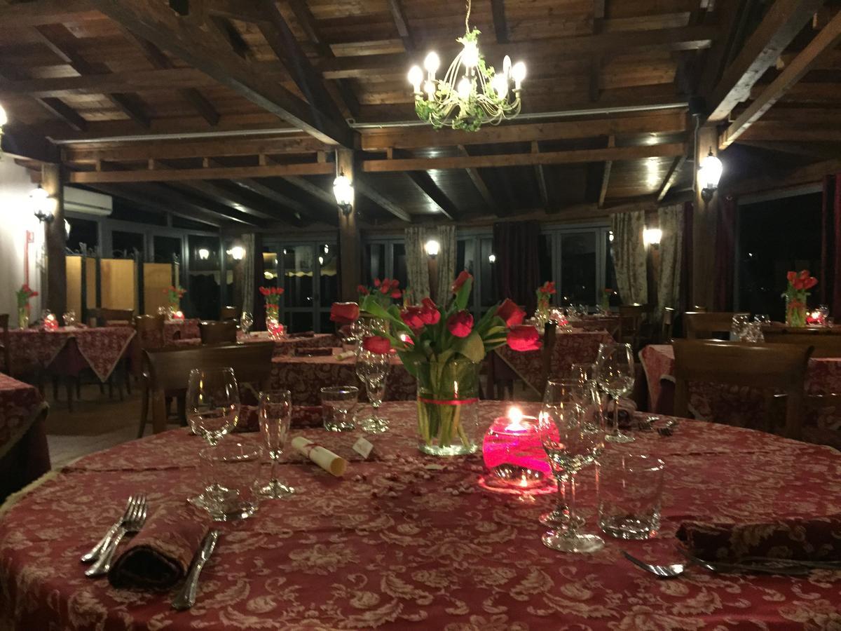 Tenuta Due Laghi Rivodutri Esterno foto
