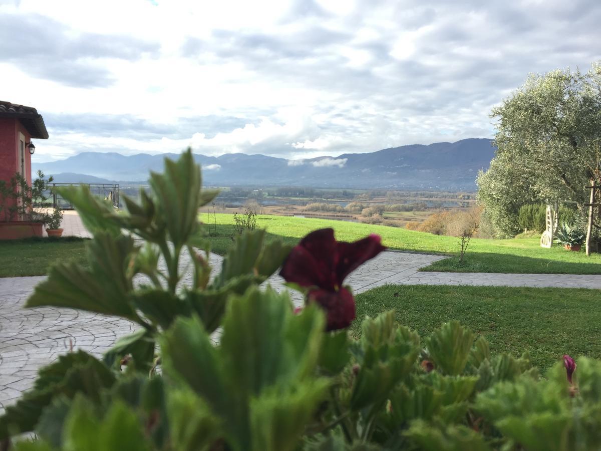 Tenuta Due Laghi Rivodutri Esterno foto